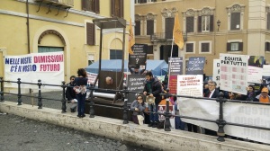 Manifestazione051014